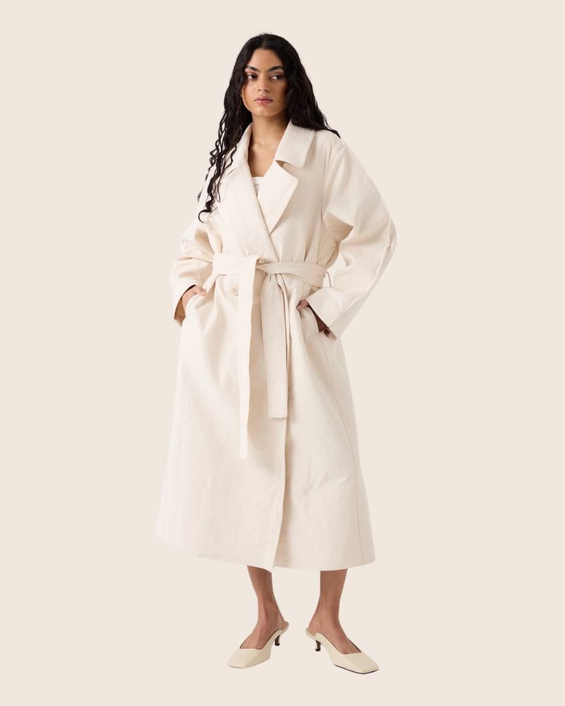 Dominique Healy Theodora Trench